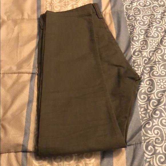 Levi’s - Picture 2 of 4